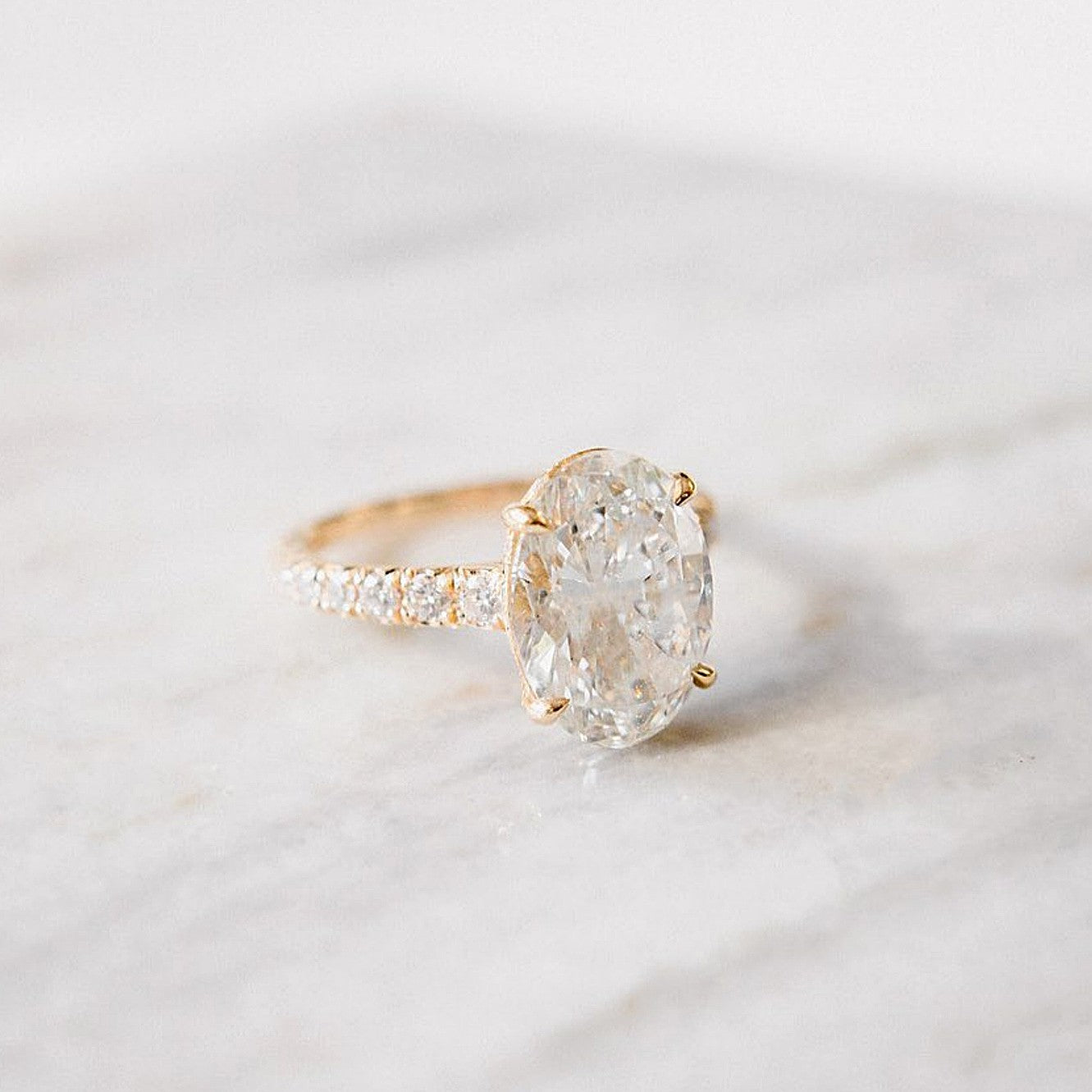 Oval Diamond Engagement Ring in Yellow Gold – Dallas - Shapiro Diamonds