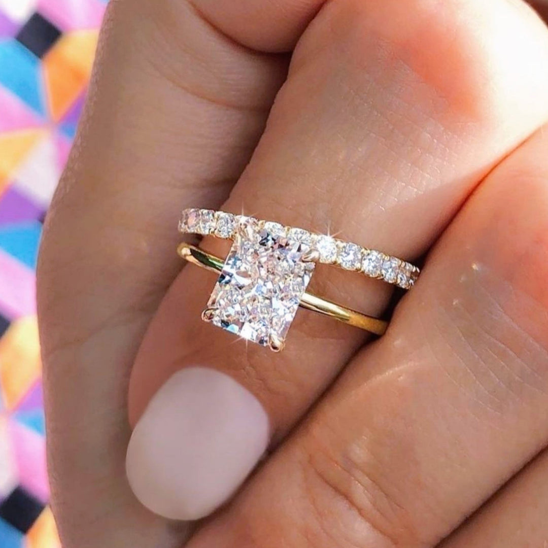 Radiant cut diamond band discount